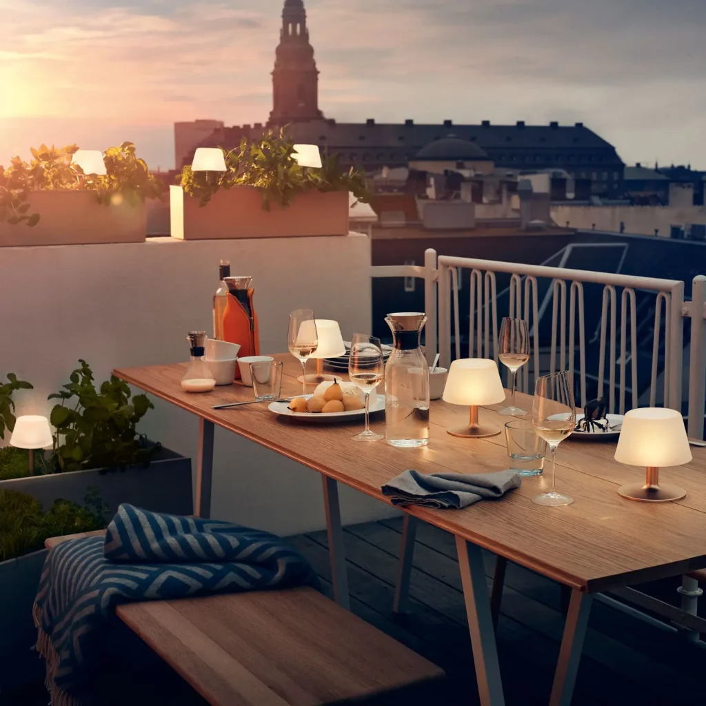 sunlight solarleuchte tischleuchte eva solo balkon ideen skandinavisch.jpg